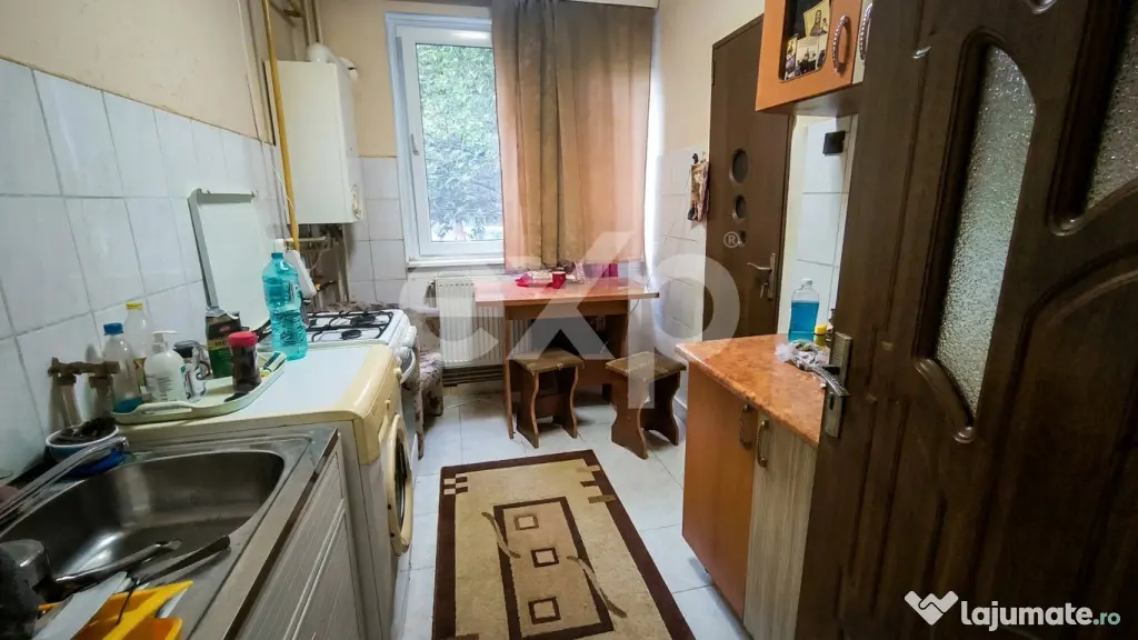 NEGRU VODA | 3 camere | semidecomandat | centrala termica - Pitesti (Arges)