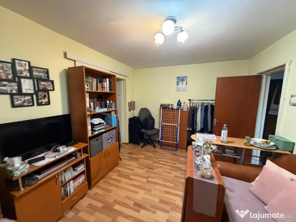Sos Giurgiului, Piața Progresul, 2 camere, 37mp etaj 1, sem - Bucuresti (Bucuresti-Ilfov)