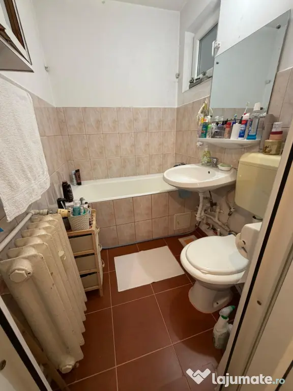 Sos Giurgiului, Piața Progresul, 2 camere, 37mp etaj 1, sem - Bucuresti (Bucuresti-Ilfov)