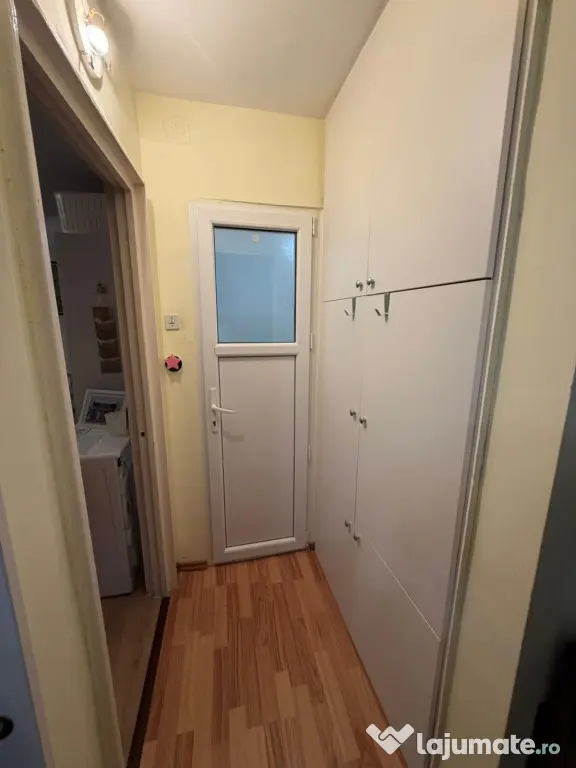 Sos Giurgiului, Piața Progresul, 2 camere, 37mp etaj 1, sem - Bucuresti (Bucuresti-Ilfov)