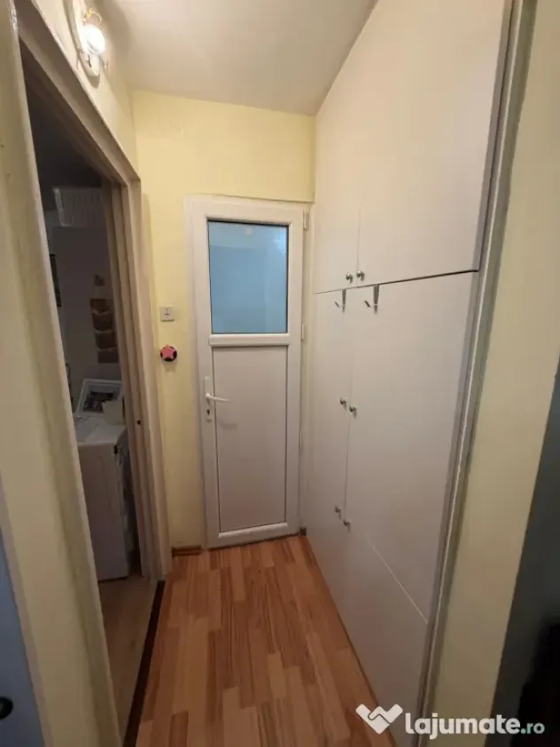 Sos Giurgiului, Piața Progresul, 2 camere, 37mp etaj 1, sem - Bucuresti (Bucuresti-Ilfov)