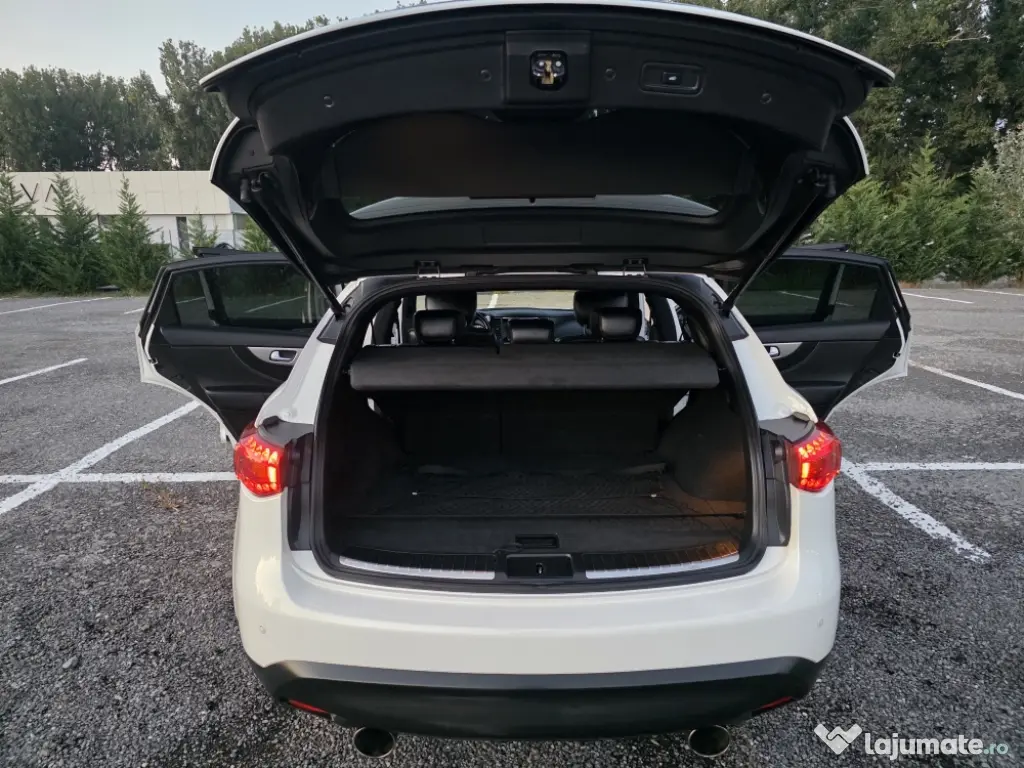 QX70S GT Premium TVA Deductibil 126000km