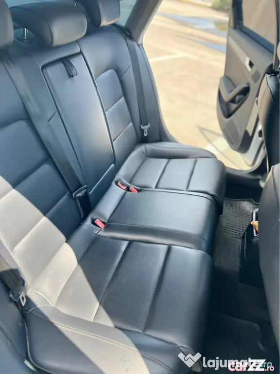 Audi A4 B8.5 Facelift 2.0 TDI 177 CP Automată | LED | MMI - Constanta (Constanta)