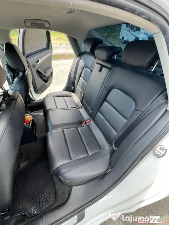 Audi A4 B8.5 Facelift 2.0 TDI 177 CP Automată | LED | MMI - Constanta (Constanta)