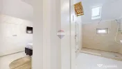 Apartament 3 camere Premium | Ultra dotat | Curte privat?... 