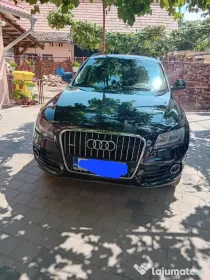 Vând Audi Q5 TFSI
