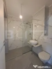 ???? Garsonieră spațioasă de vânzare – Tractorul, Bra? 