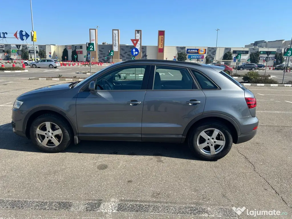 Vand Audi Q3 Stronic-Quattro-177cp