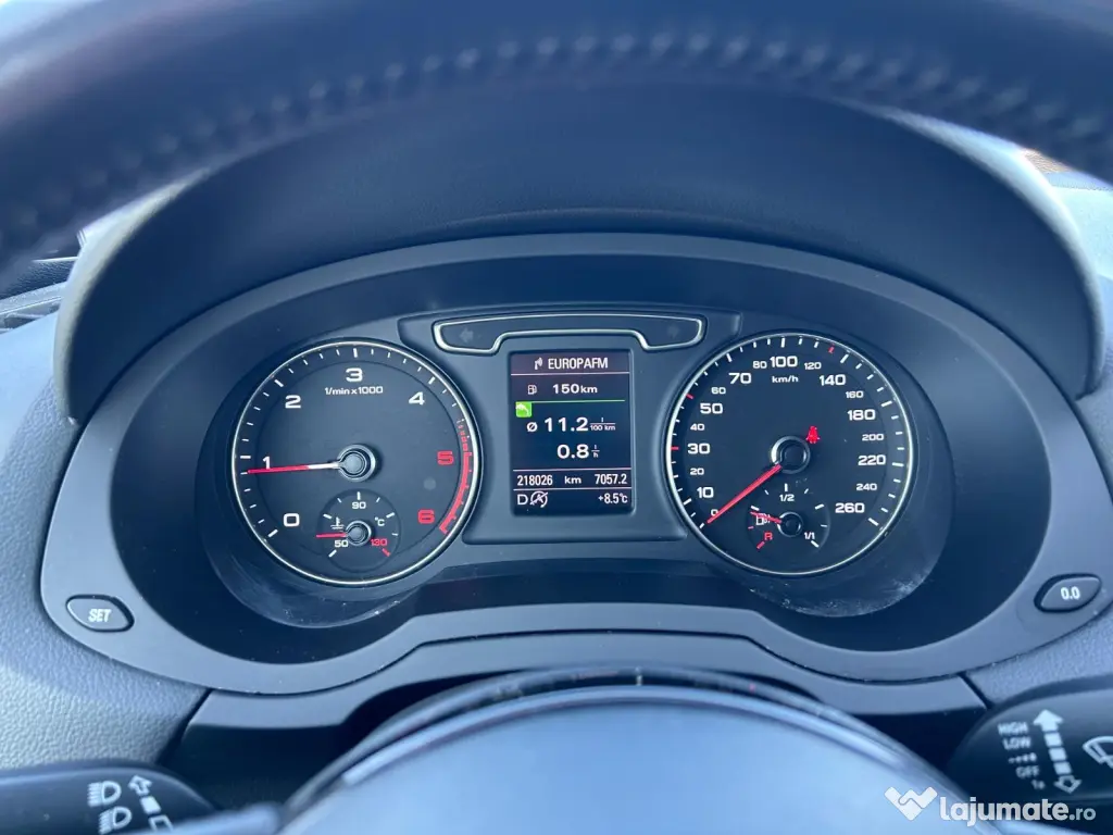 Vand Audi Q3 Stronic-Quattro-177cp