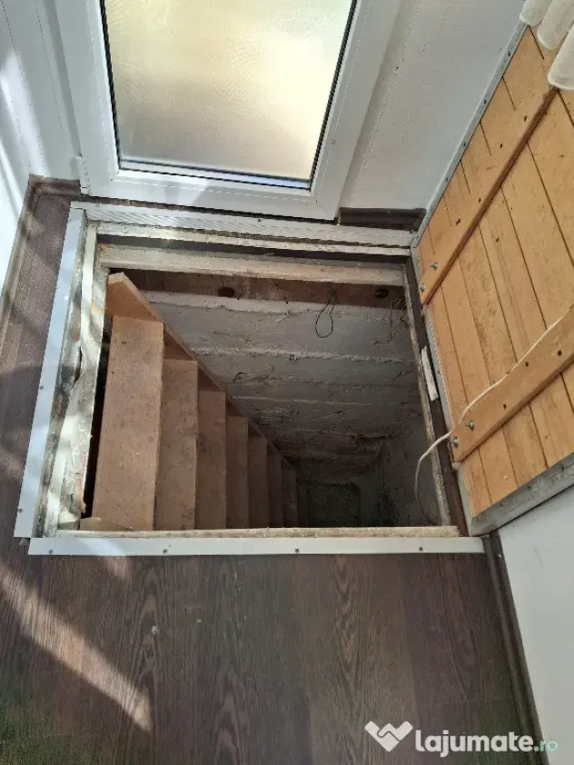 Proprietar vând apartament 2 camere, semidecomandat, confort 1, parter - Brasov (Brasov)