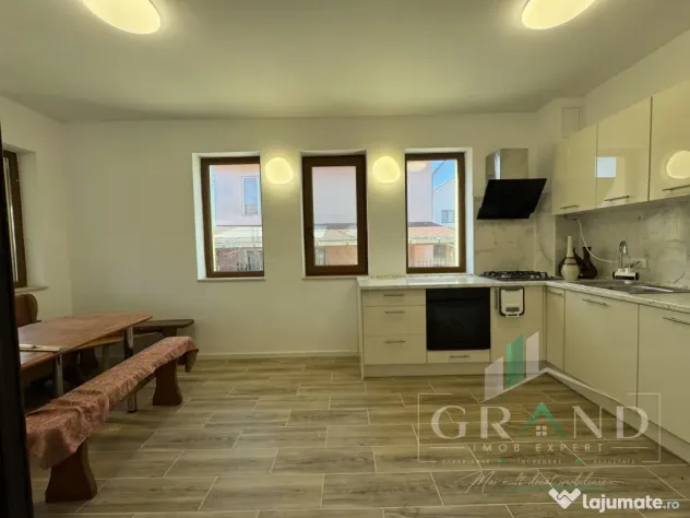 Casă individuală–160 mp | 5 camere | 4 bai | 4 parcări - Cluj-Napoca (Cluj)