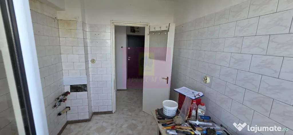 Apartament 3 camere de vanzare in Ploiesti, zona Cameliei - Ploiesti (Prahova)