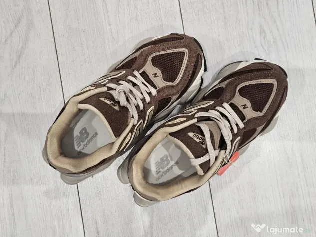 New Balance 9060 - pantofi sport confortabili, maro, piele întoarsă