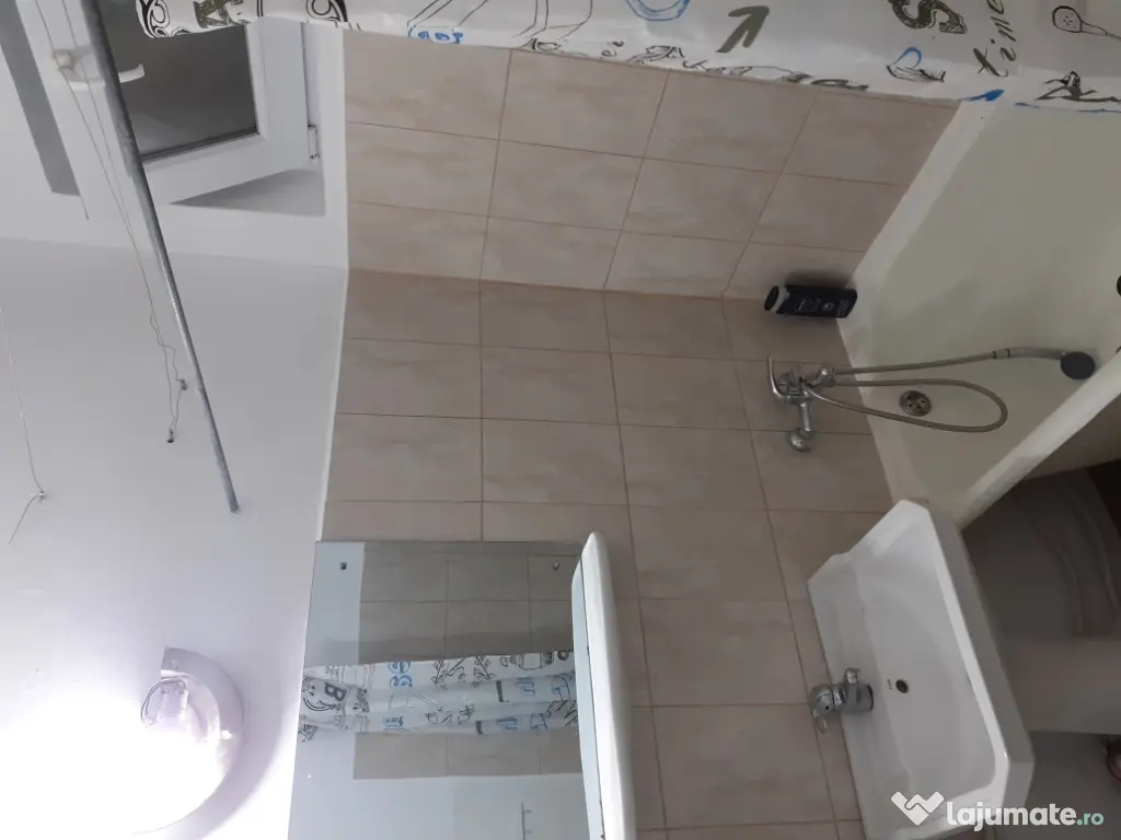 Proprietar, închiriez apartament 2 camere, Constanta