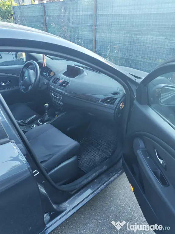 Vand Megane 3 2010