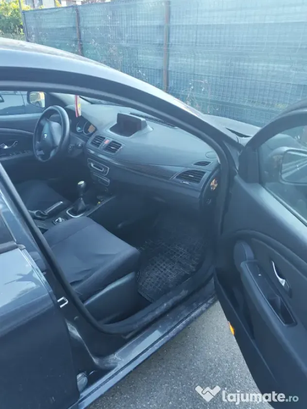 Vand Megane 3 2010