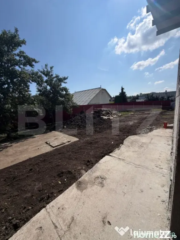 Spatiu comercial de inchiriat, 65 mp, vitrina si terasa, zon - Suceava (Suceava)