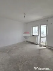 De Vanzare Apartament 3 camere, Berceni – Str. Pomârla