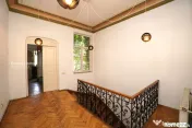Vilă 1940 | 11 Camere | Curte | Romana | Ultracentral 