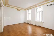 Vilă 1940 | 11 Camere | Curte | Romana | Ultracentral 