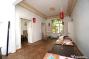 Vilă 1940 | 11 Camere | Curte | Romana | Ultracentral 