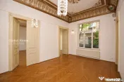 Vilă 1940 | 11 Camere | Curte | Romana | Ultracentral 