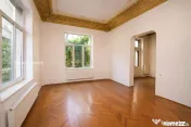 Vilă 1940 | 11 Camere | Curte | Romana | Ultracentral 