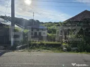 Teren 1.595 mp cu acces la DS 379 + construcții existente ? 
