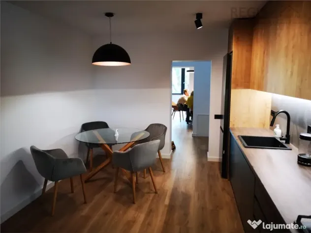 Apartament Ultracentral cu Vedere asupra Centrului Vechi | 1 - Brasov (Brasov)