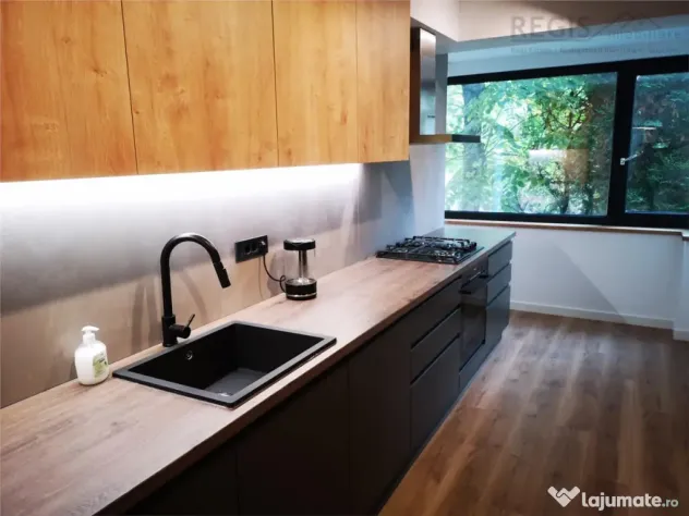 Apartament Ultracentral cu Vedere asupra Centrului Vechi | 1 - Brasov (Brasov)