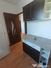 Garsonieră de închiriat – Zona Eden | 40 mp | Mobilată 