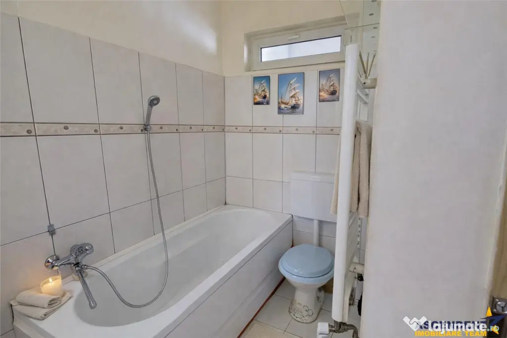Rezidenta pe doua niveluri, cu 3 camere, eficenta energetic, - Brasov (Brasov)
