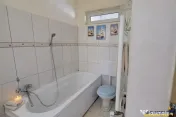 Rezidenta pe doua niveluri, cu 3 camere, eficenta energetic, 