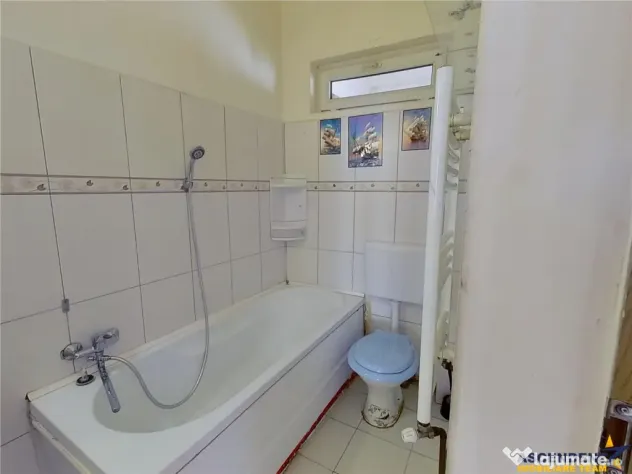 Rezidenta pe doua niveluri, cu 3 camere, eficenta energetic, - Brasov (Brasov)