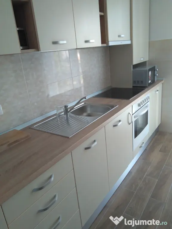 3 camere ultracentral+ garaj sub bloc