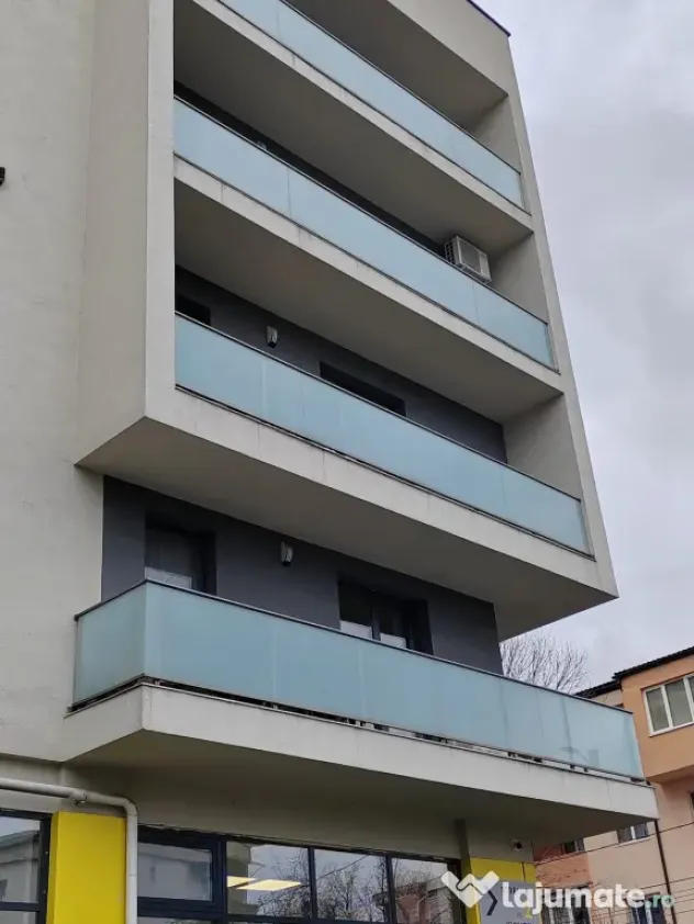 3 camere ultracentral+ garaj sub bloc