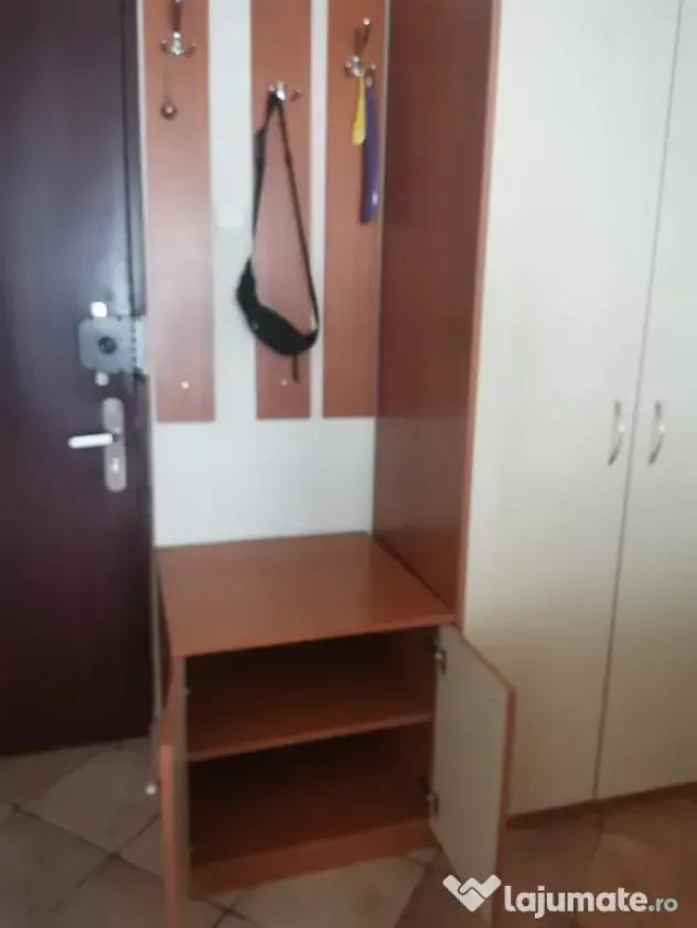 Sifonier si cuier pentru hol