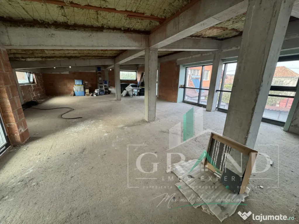 DE ÎNCHIRIAT–Spațiu Comercial/Birouri/Clinică–162 mp - Floresti (Cluj)