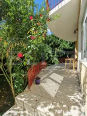 Casă în zonă centrală partea de sus a orasului 
