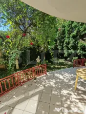 Casă în zonă centrală partea de sus a orasului 