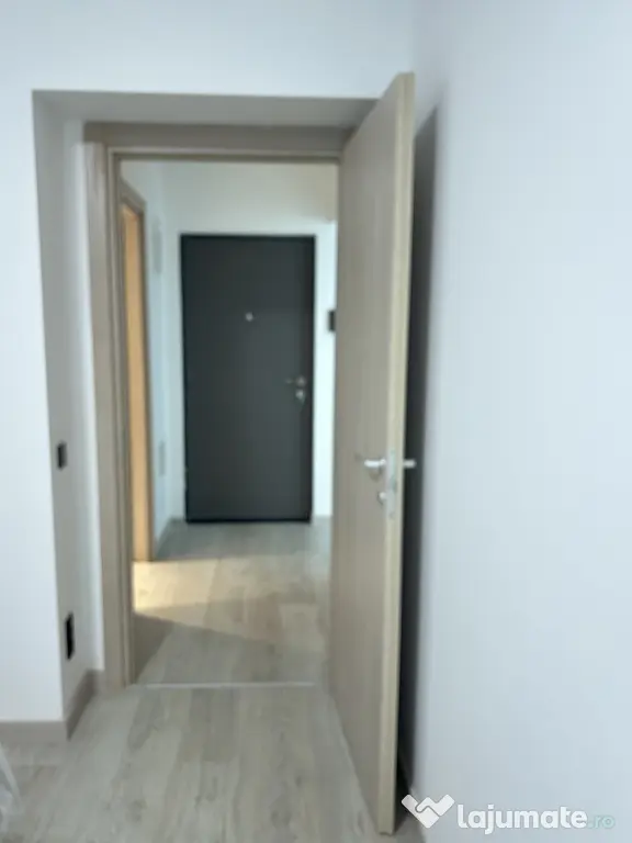 Apartament 2 camere nemobilat in Select Residences