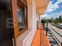 Casa de vanzare, 2450 mp, zona Est