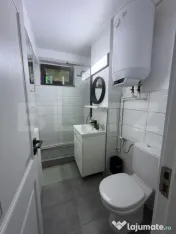 Apartament 2 camere, decomandat, 50 mp, zona Centrala 