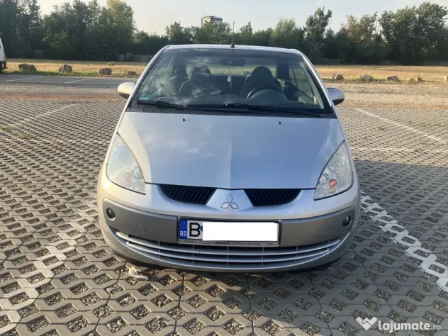 Vând Mitsubishi Colt Cabrio