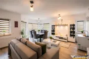 Casa 2019 in Brasov:3 dormitoare supanta, terasa,2 balcoane, 