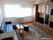 Dacia, apartament 2 camere, decomandat, centrala proprie 