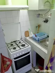 Dacia, apartament 2 camere, decomandat, centrala proprie 