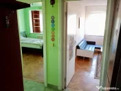 Dacia, apartament 2 camere, decomandat, centrala proprie 