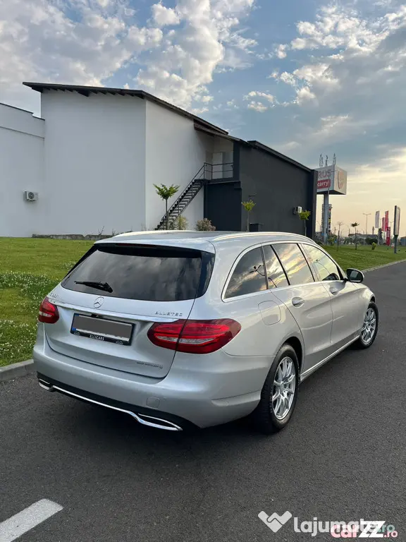 MERCEDES-BENZ C-Class 2016 — imagine 12