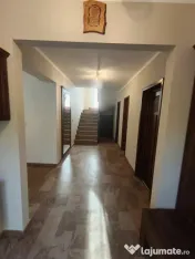 Casa moderna, relativ noua(2024) P+M zona Sarar 